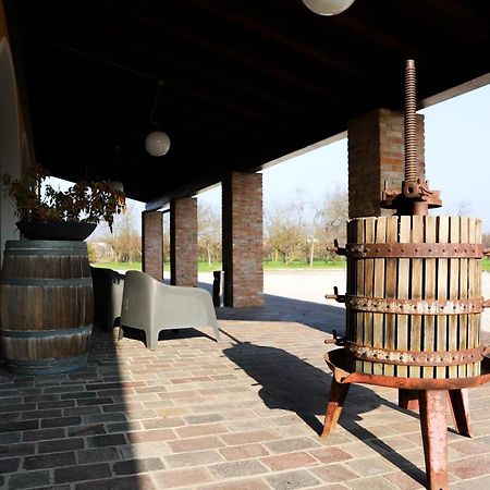Agriturismo Borgo Borromeo 鲁巴诺 外观 照片